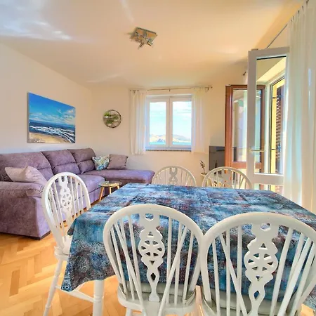 Apartman Frane *
