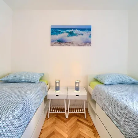 Frane Apartman