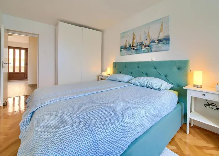 Frane Apartman